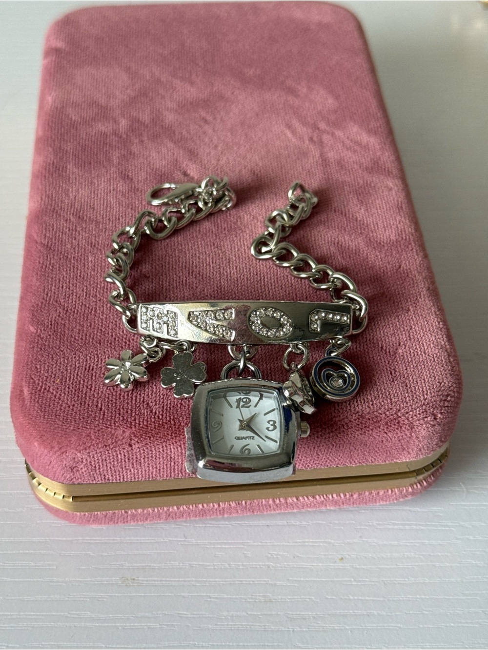 Women’s LOVE Charm Bracelet Watch Quartz Silver Tone New Battery